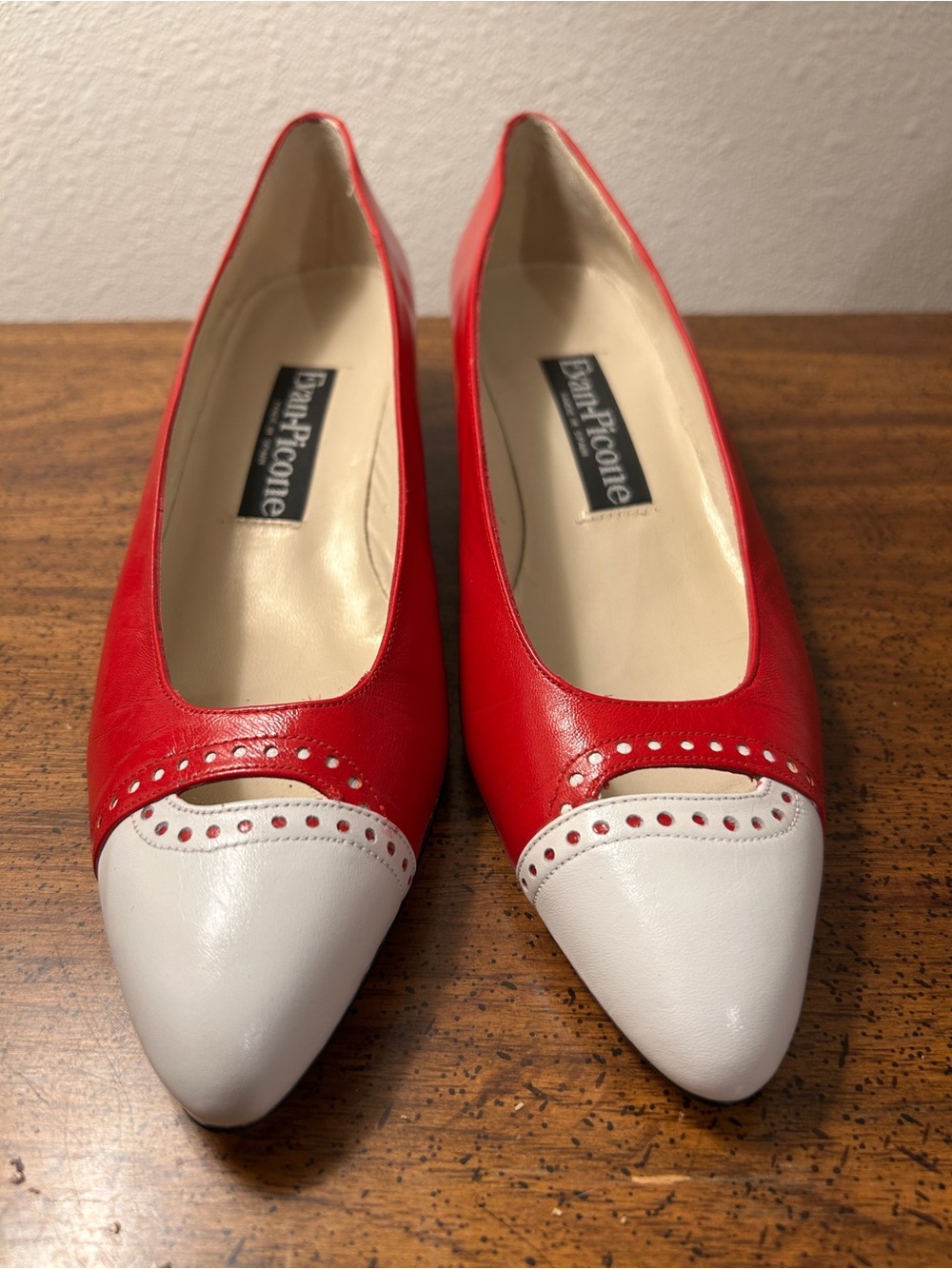 Vintage Evan Picone Red and White Pointed Toe Gladiator Pumps - Picture 3 of 6